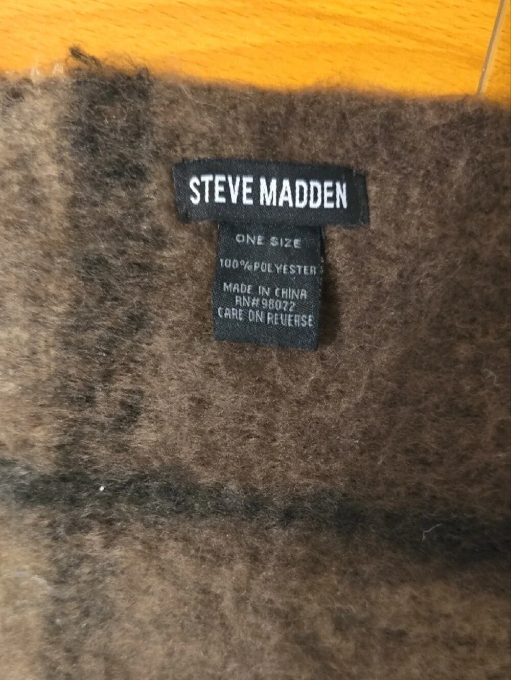 Steve Madden Women's Brown Plaid Banket Scarf